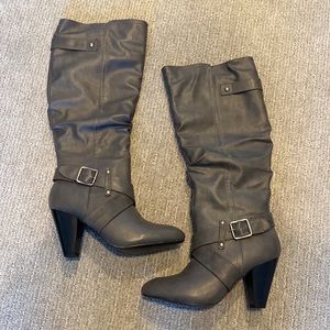 Women’s Rampage Gray High Boots Size 7.5